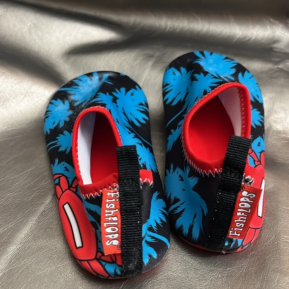 Lot of 3-Water play shoes, Size 9C - Picture 4 of 8